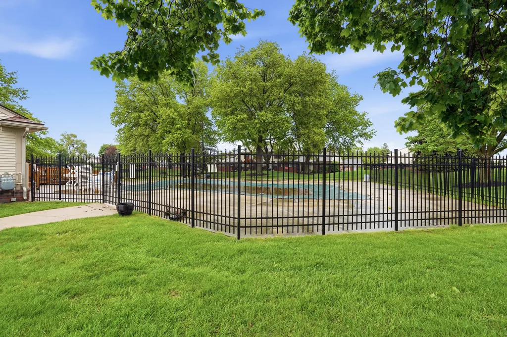 41379 Southwind Drive Canton Charter Township MI 48188