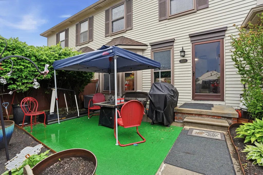 41379 Southwind Drive Canton Charter Township MI 48188