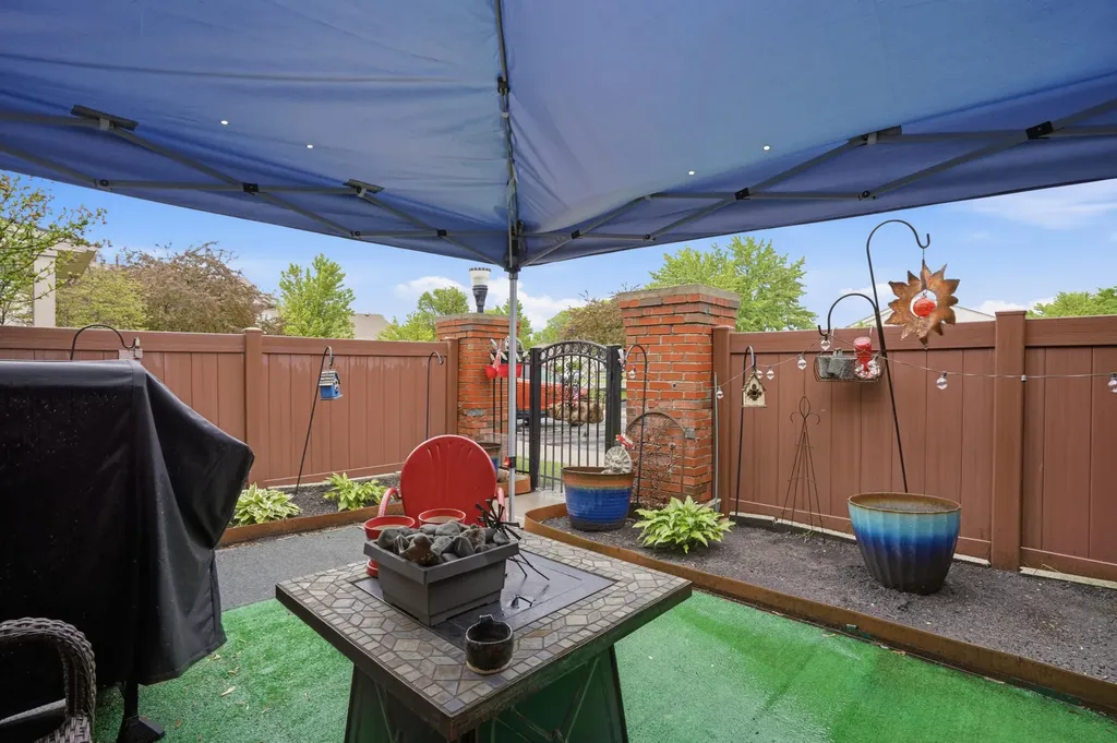 41379 Southwind Drive Canton Charter Township MI 48188