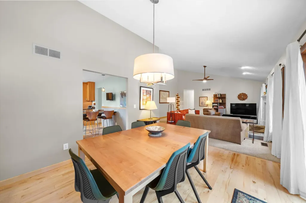 1693 Havenshire Lane Brighton Township MI 48114