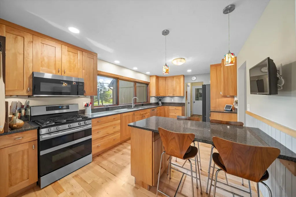 1693 Havenshire Lane Brighton Township MI 48114