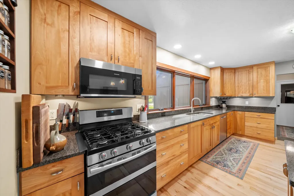 1693 Havenshire Lane Brighton Township MI 48114