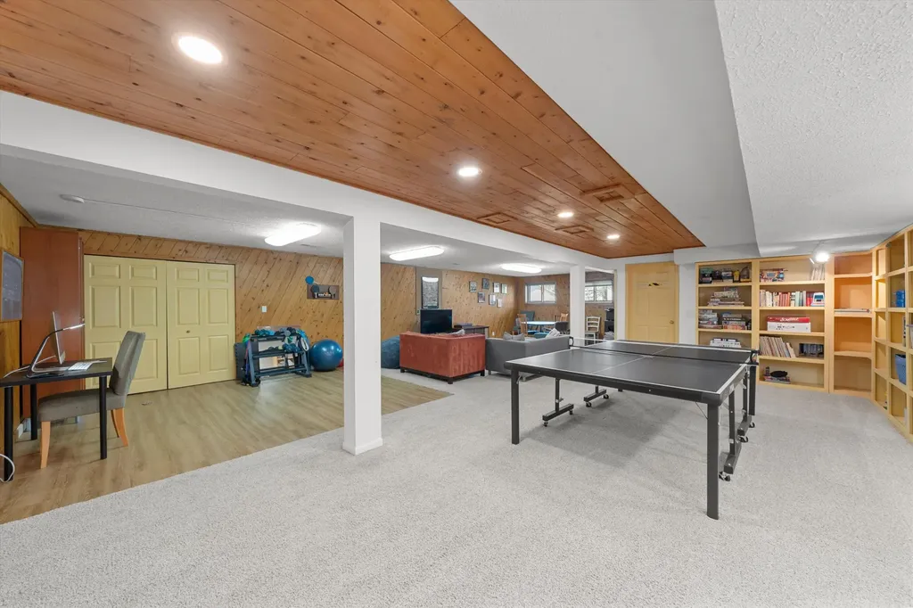 1693 Havenshire Lane Brighton Township MI 48114