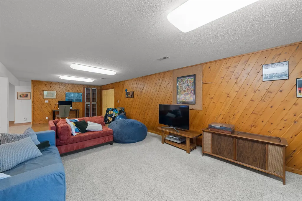 1693 Havenshire Lane Brighton Township MI 48114