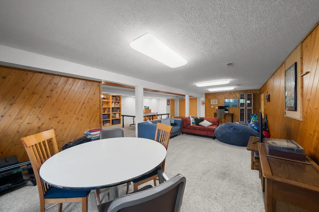 1693 Havenshire Lane Brighton Township MI 48114