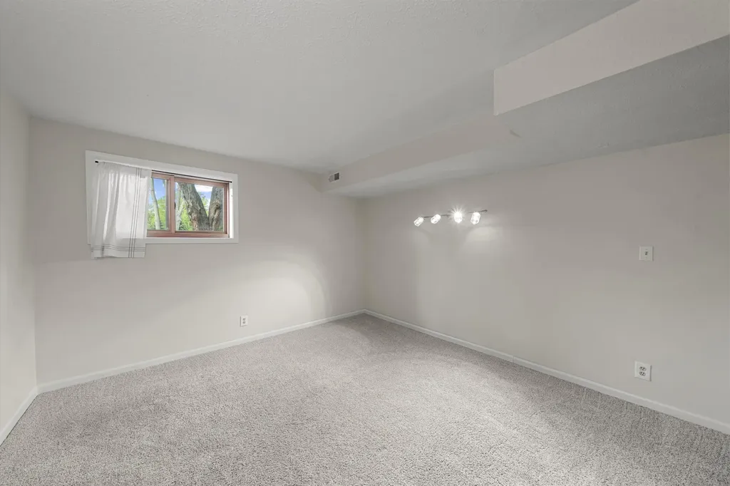 1693 Havenshire Lane Brighton Township MI 48114