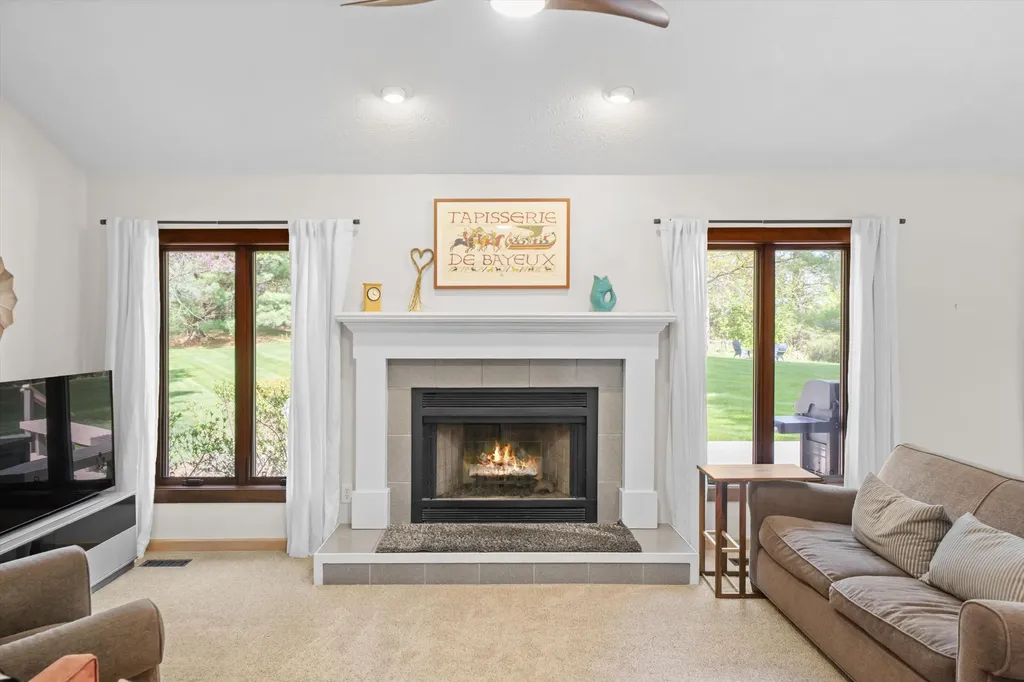 1693 Havenshire Lane Brighton Township MI 48114