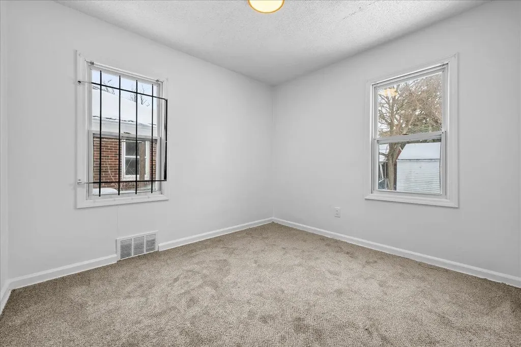 7600 Penrod Street Detroit City MI 48228