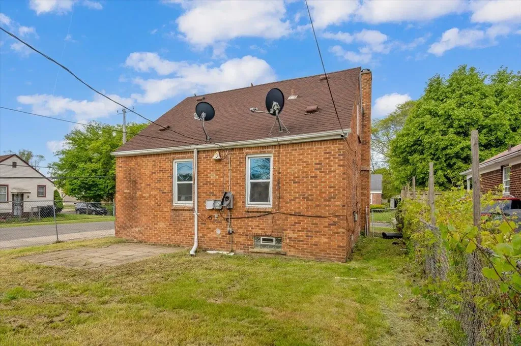 7600 Penrod Street Detroit City MI 48228