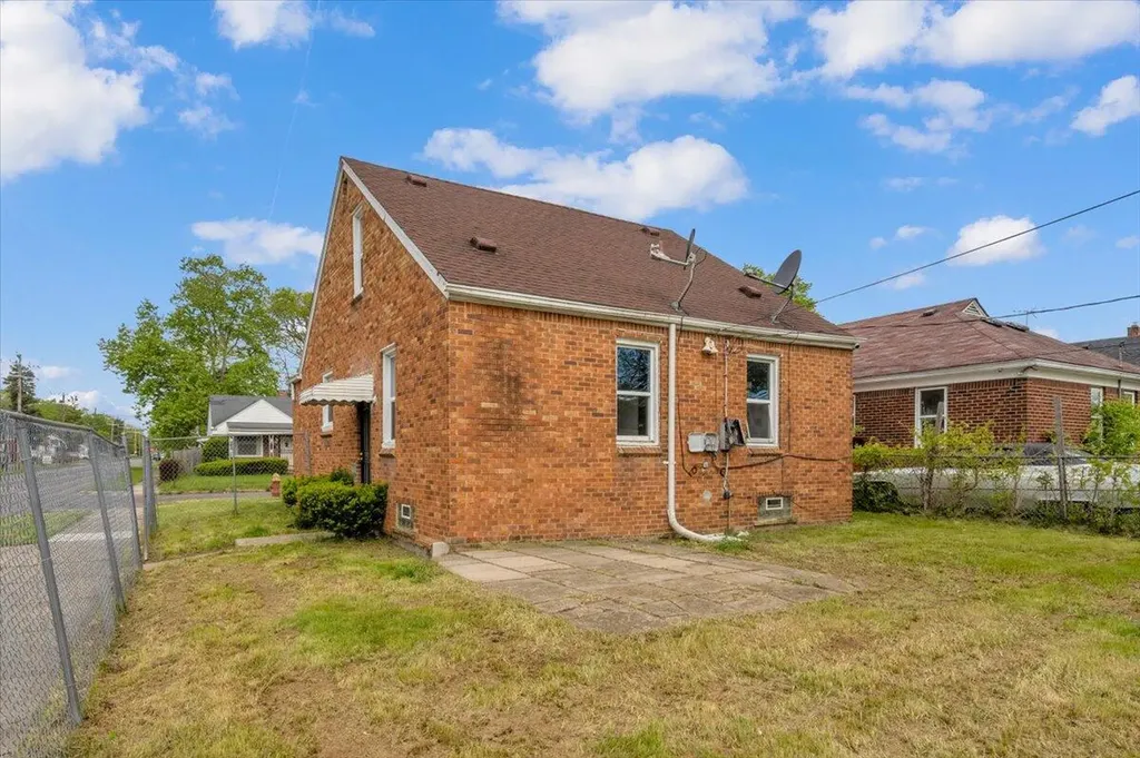 7600 Penrod Street Detroit City MI 48228