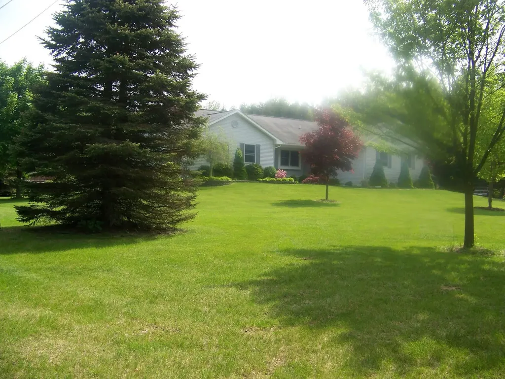 9868 Willow Road Augusta Charter Township MI 48191