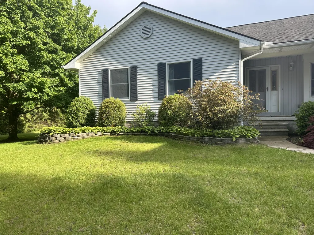 9868 Willow Road Augusta Charter Township MI 48191
