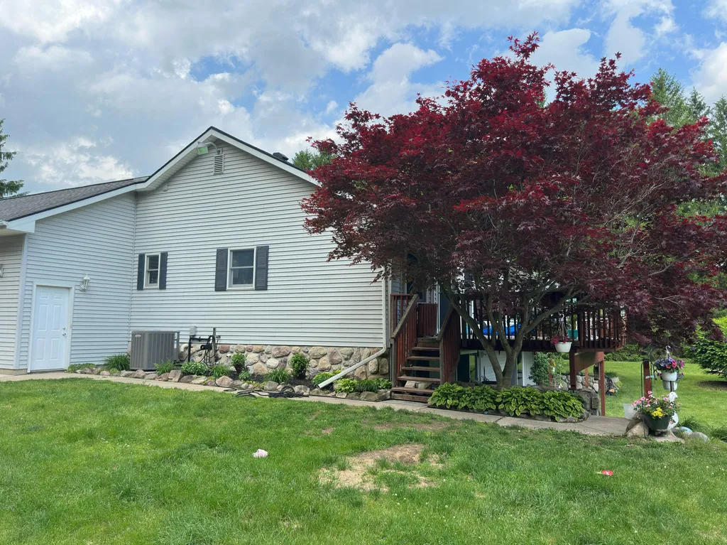 9868 Willow Road Augusta Charter Township MI 48191