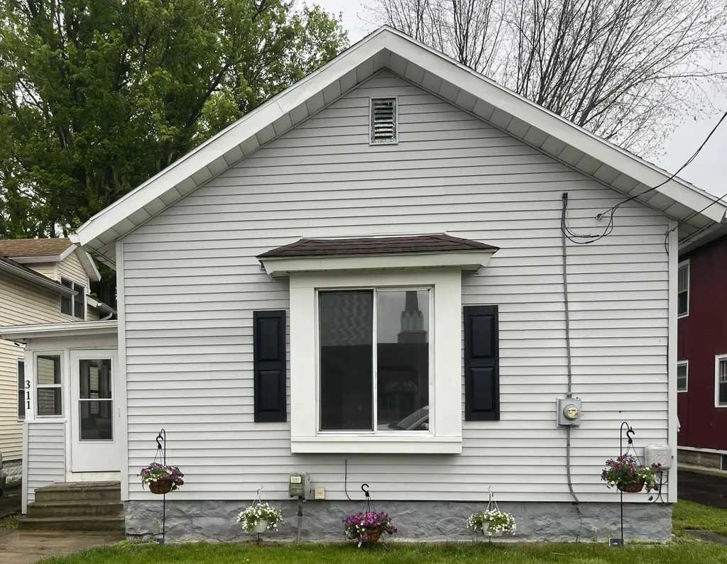 311 Quarry Street Jackson City MI 49201