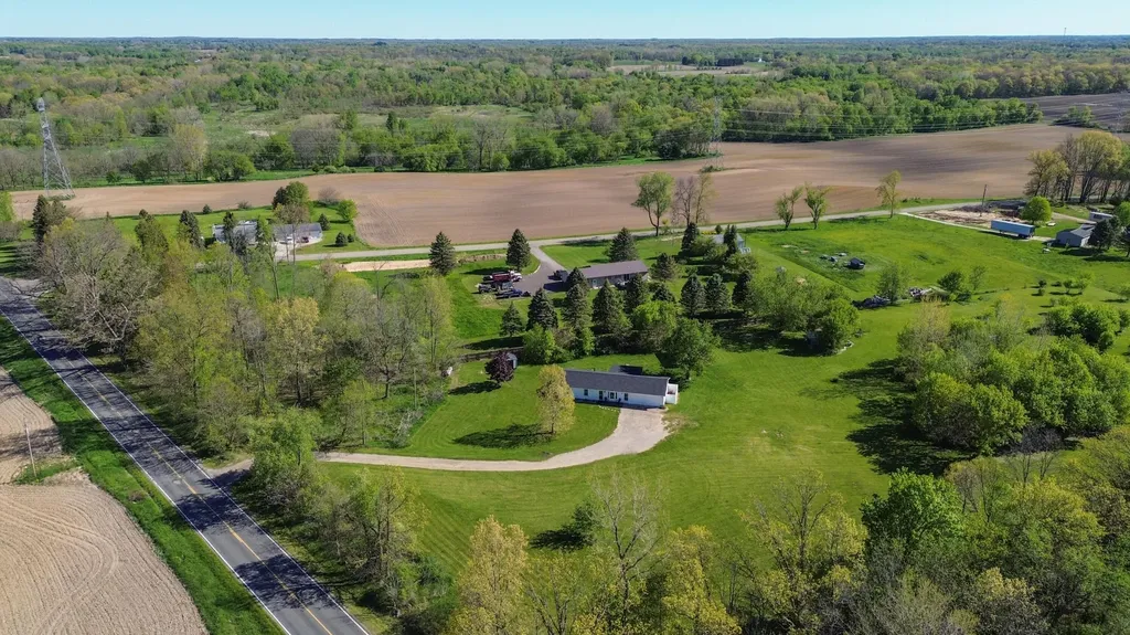12199 N Meridian Road Henrietta Township MI 49272