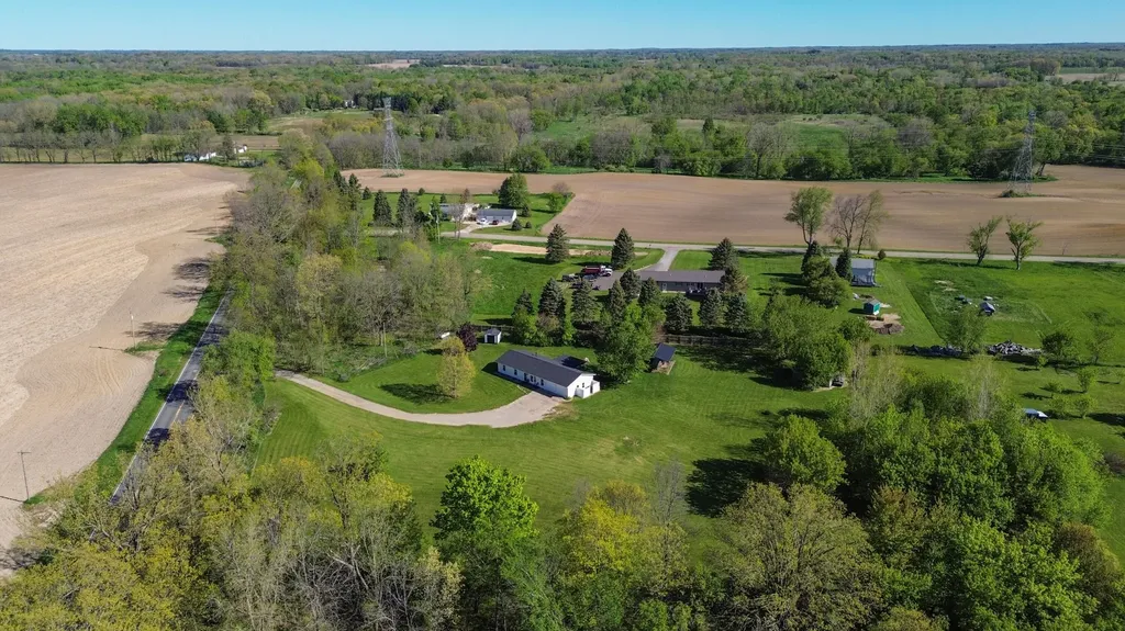 12199 N Meridian Road Henrietta Township MI 49272