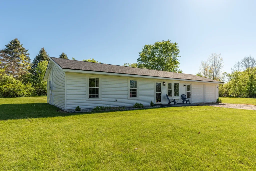 12199 N Meridian Road Henrietta Township MI 49272