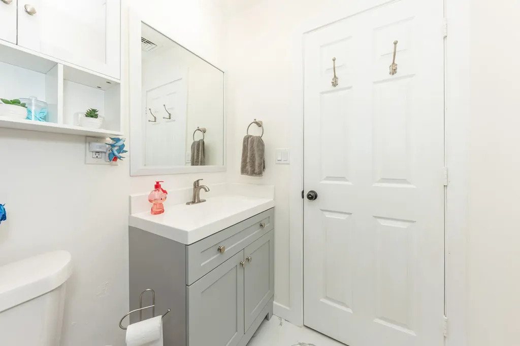 12199 N Meridian Road Henrietta Township MI 49272
