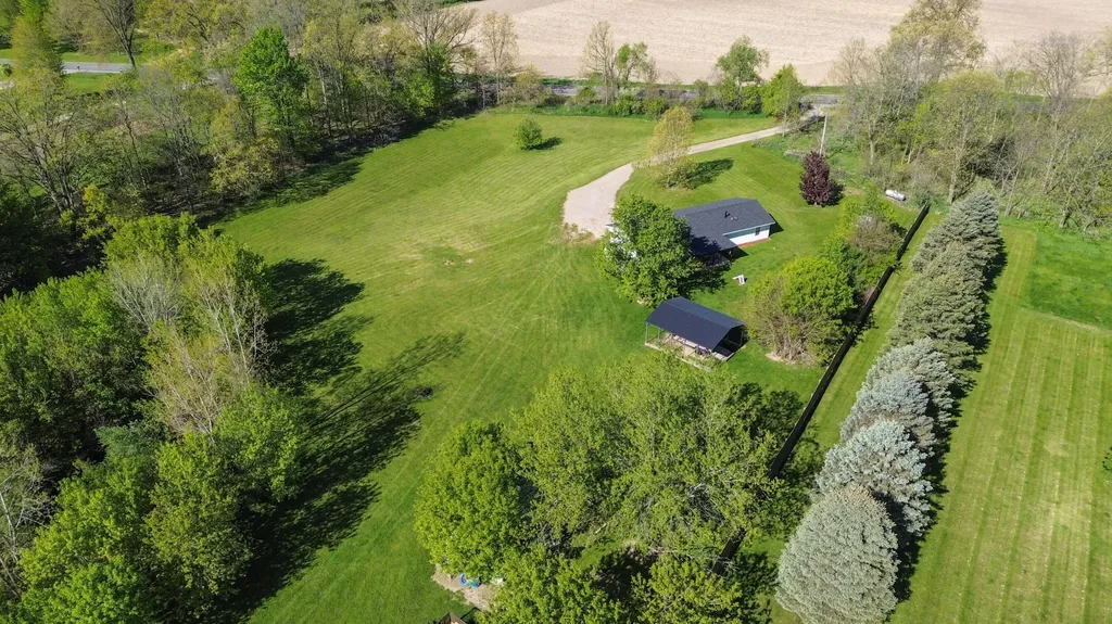 12199 N Meridian Road Henrietta Township MI 49272