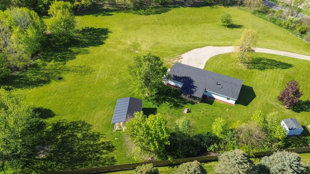 12199 N Meridian Road Henrietta Township MI 49272