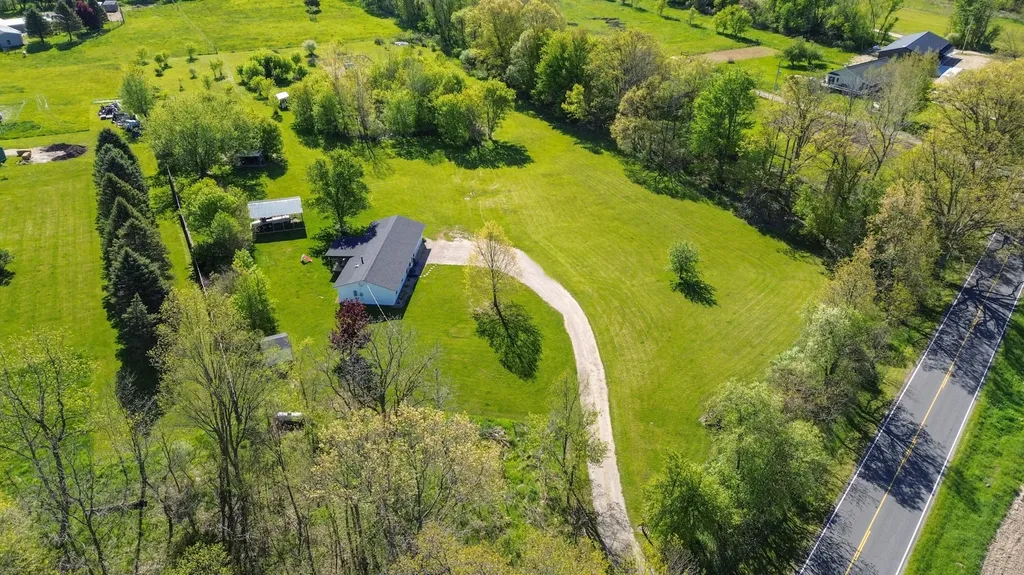 12199 N Meridian Road Henrietta Township MI 49272