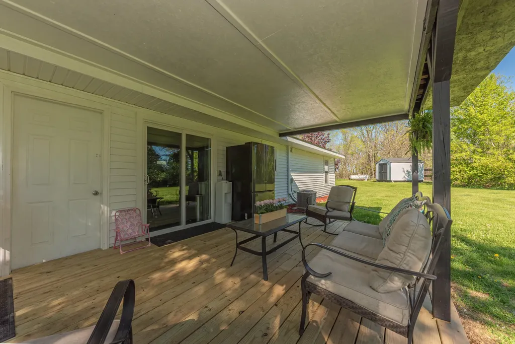 12199 N Meridian Road Henrietta Township MI 49272
