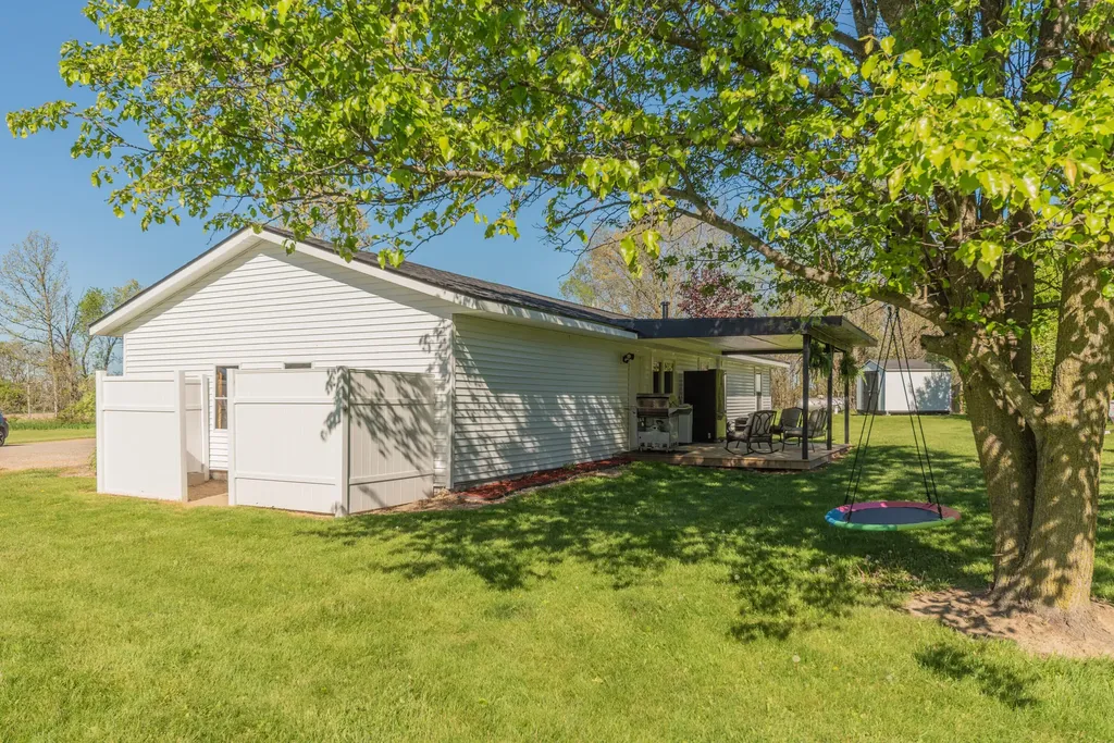 12199 N Meridian Road Henrietta Township MI 49272