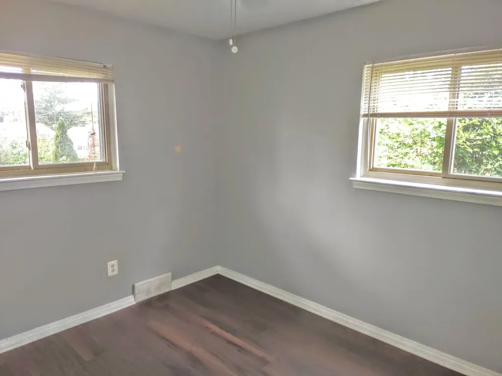 2410 Middlefield Road Trenton City MI 48183