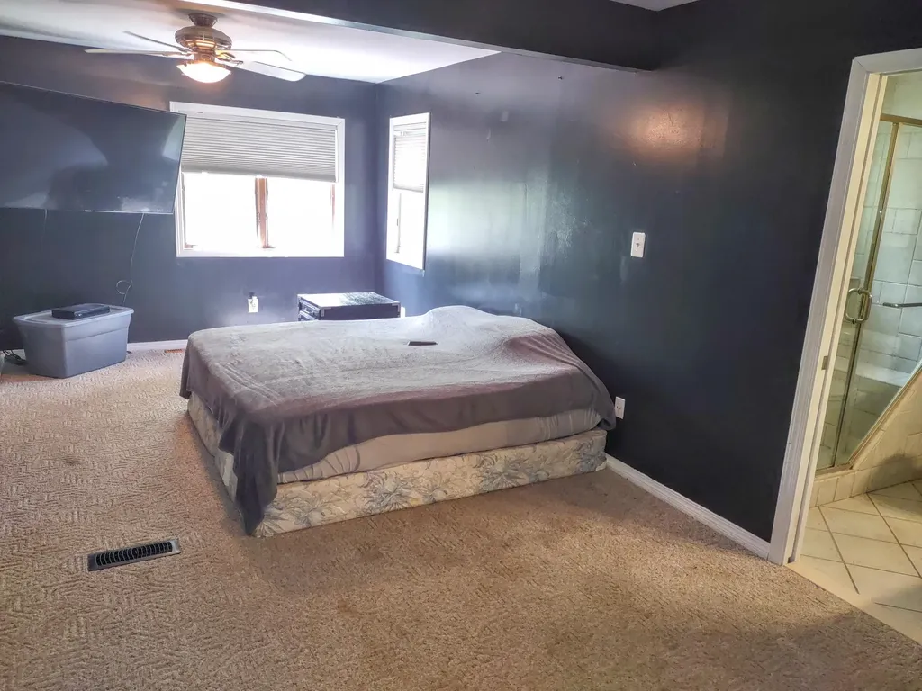 2410 Middlefield Road Trenton City MI 48183