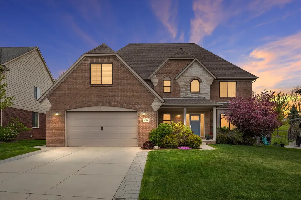 4790 Catalina Drive Oakland Charter Township MI 48359