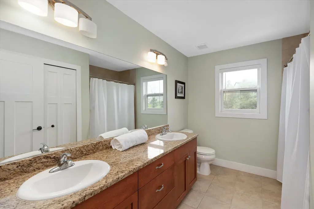 4790 Catalina Drive Oakland Charter Township MI 48359