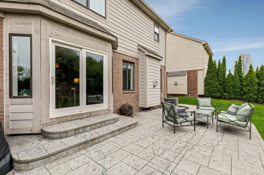 4790 Catalina Drive Oakland Charter Township MI 48359