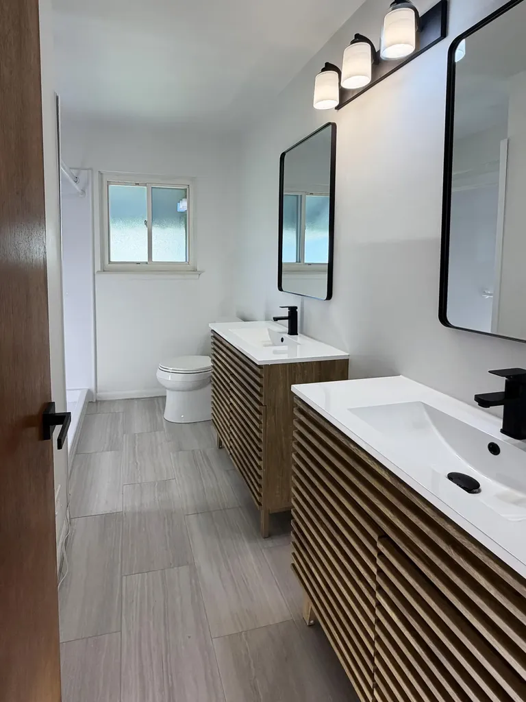 14165 Alexander Livonia City MI 48154