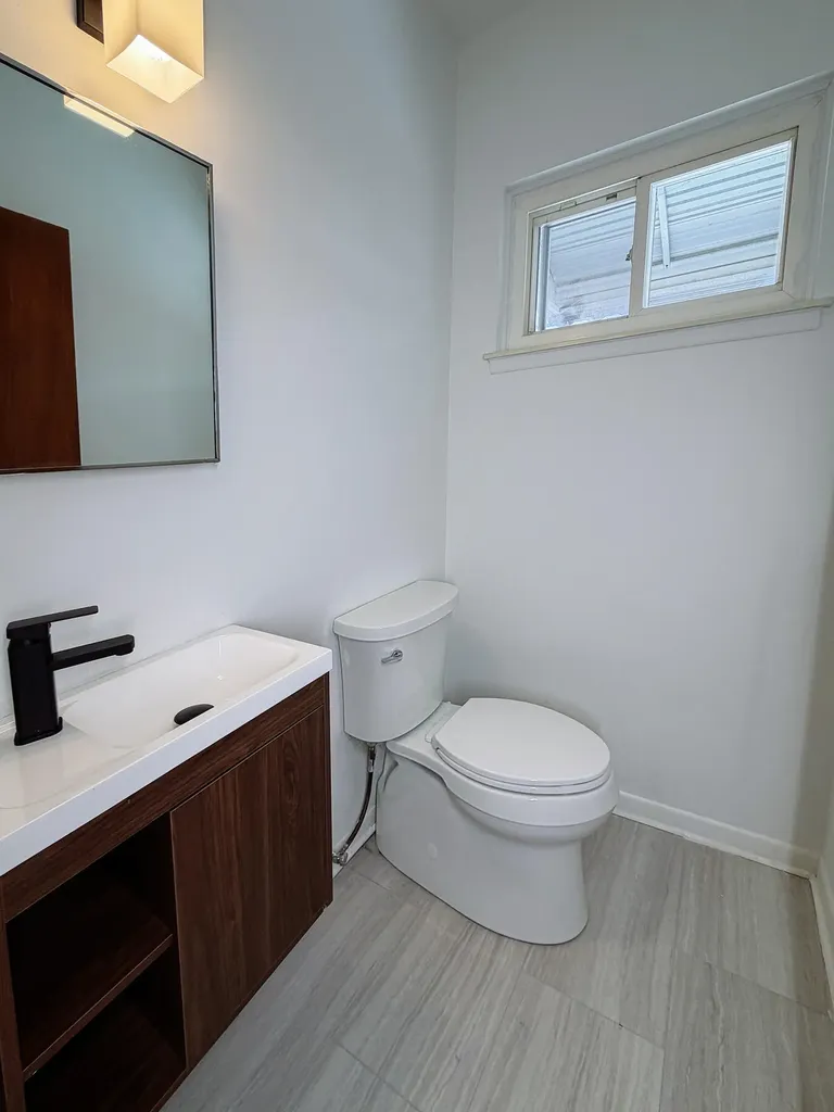 14165 Alexander Livonia City MI 48154