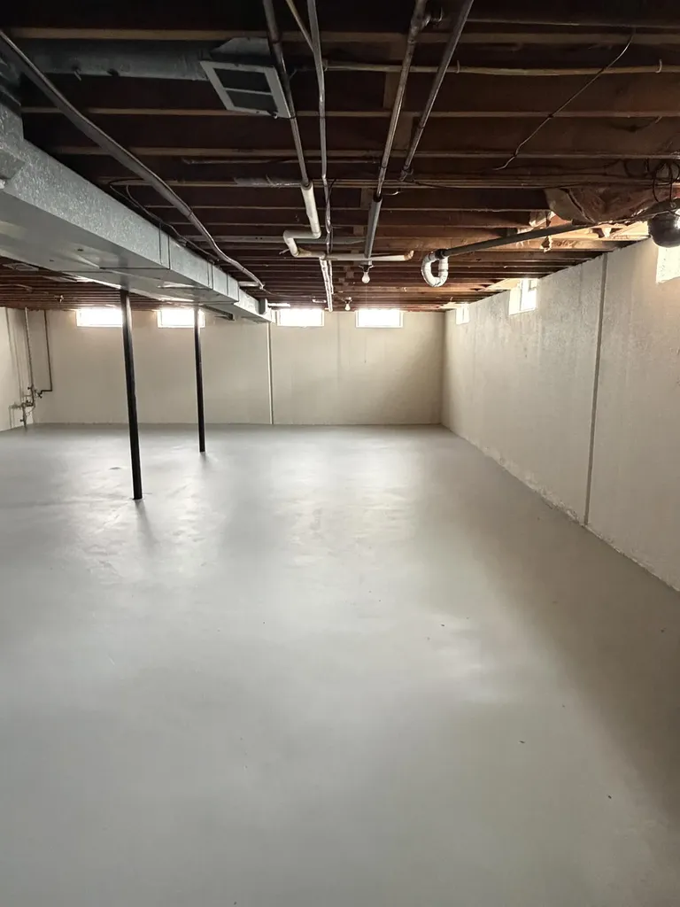 14165 Alexander Livonia City MI 48154