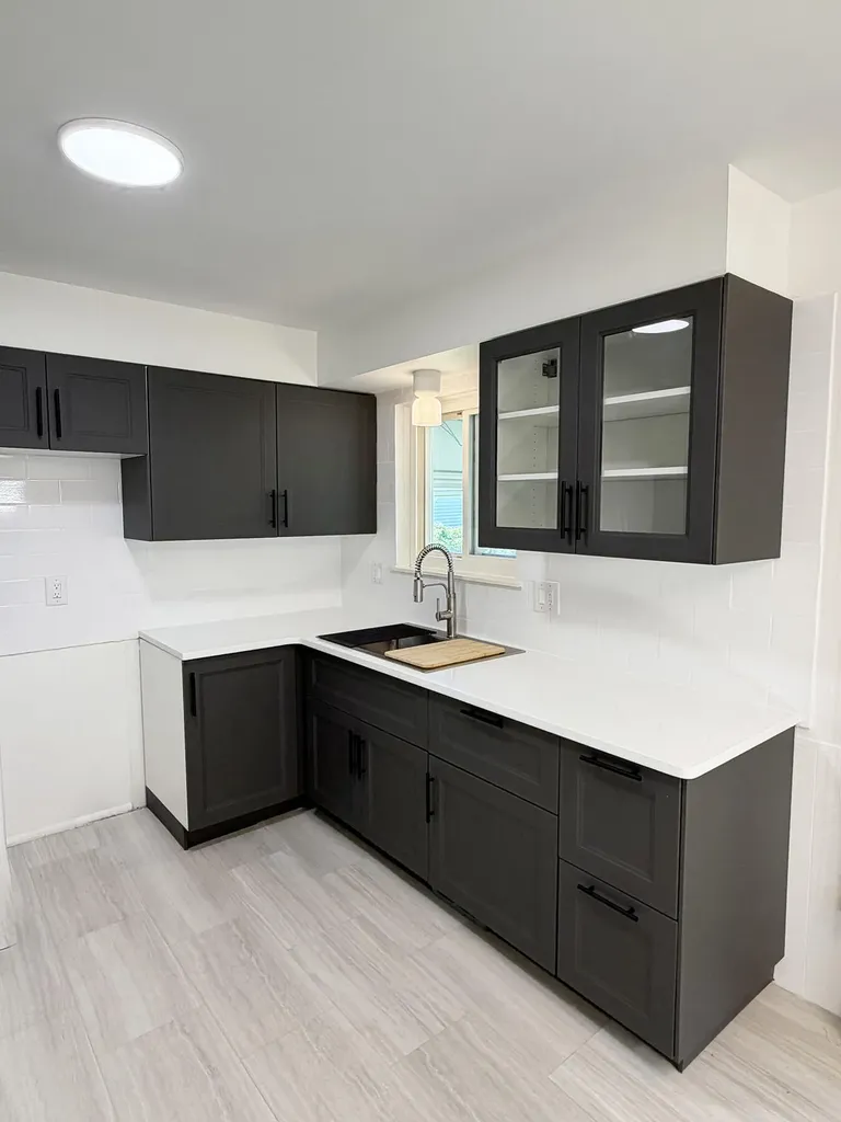 14165 Alexander Livonia City MI 48154