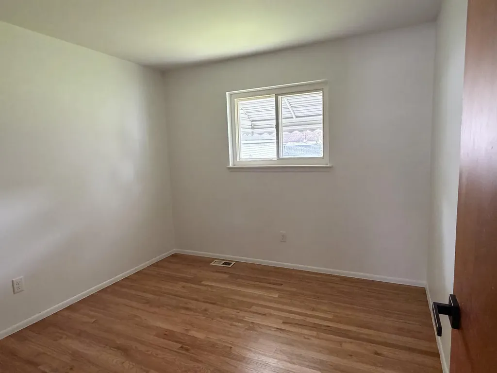 14165 Alexander Livonia City MI 48154