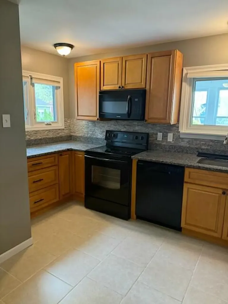 3793 Noble Genoa Township MI 48116
