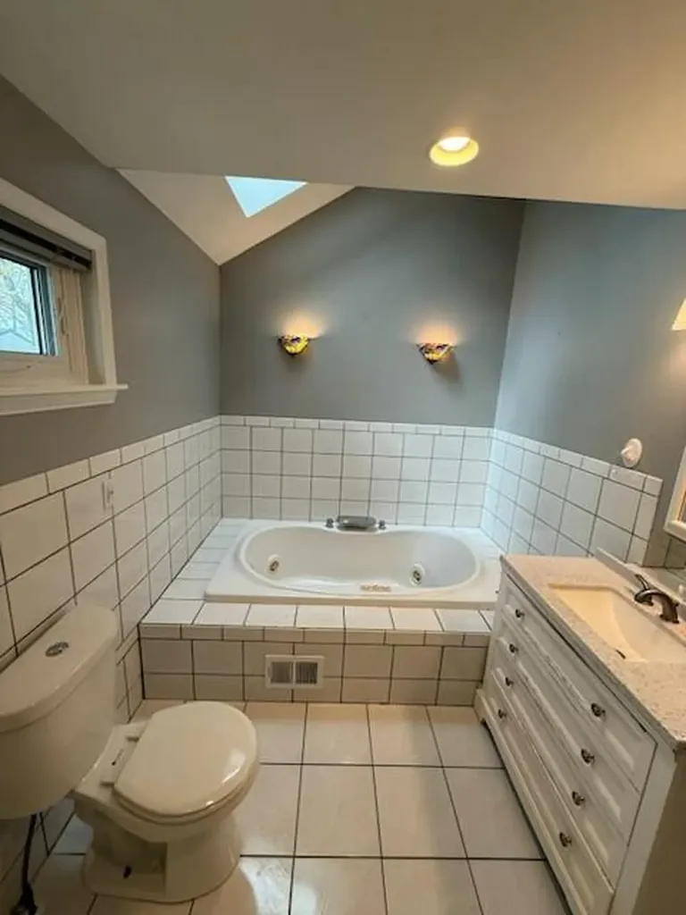 3793 Noble Genoa Township MI 48116
