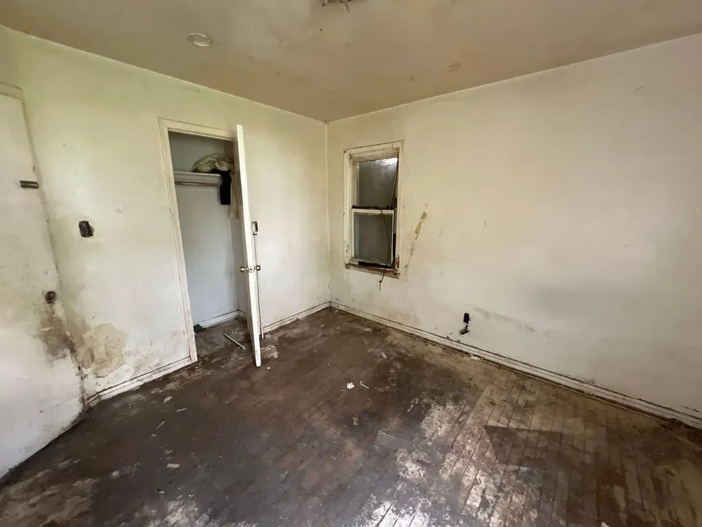 7839 Clayburn Street Detroit City MI 48228