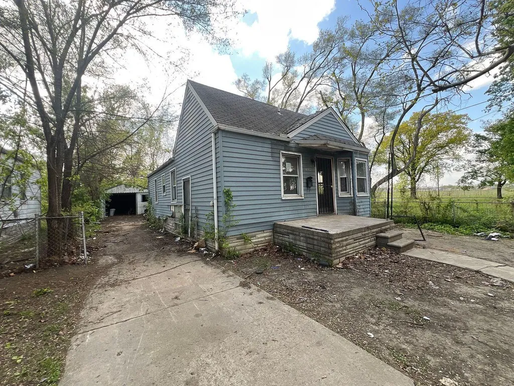 7839 Clayburn Street Detroit City MI 48228