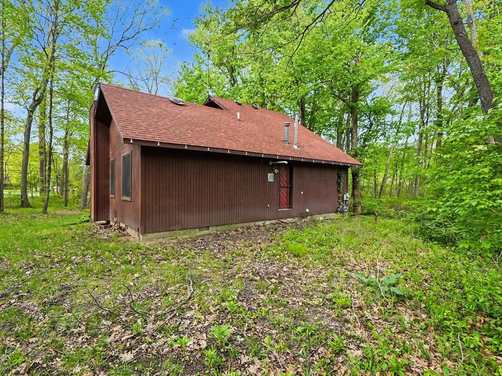 9089 Willow Augusta Charter Township MI 48191