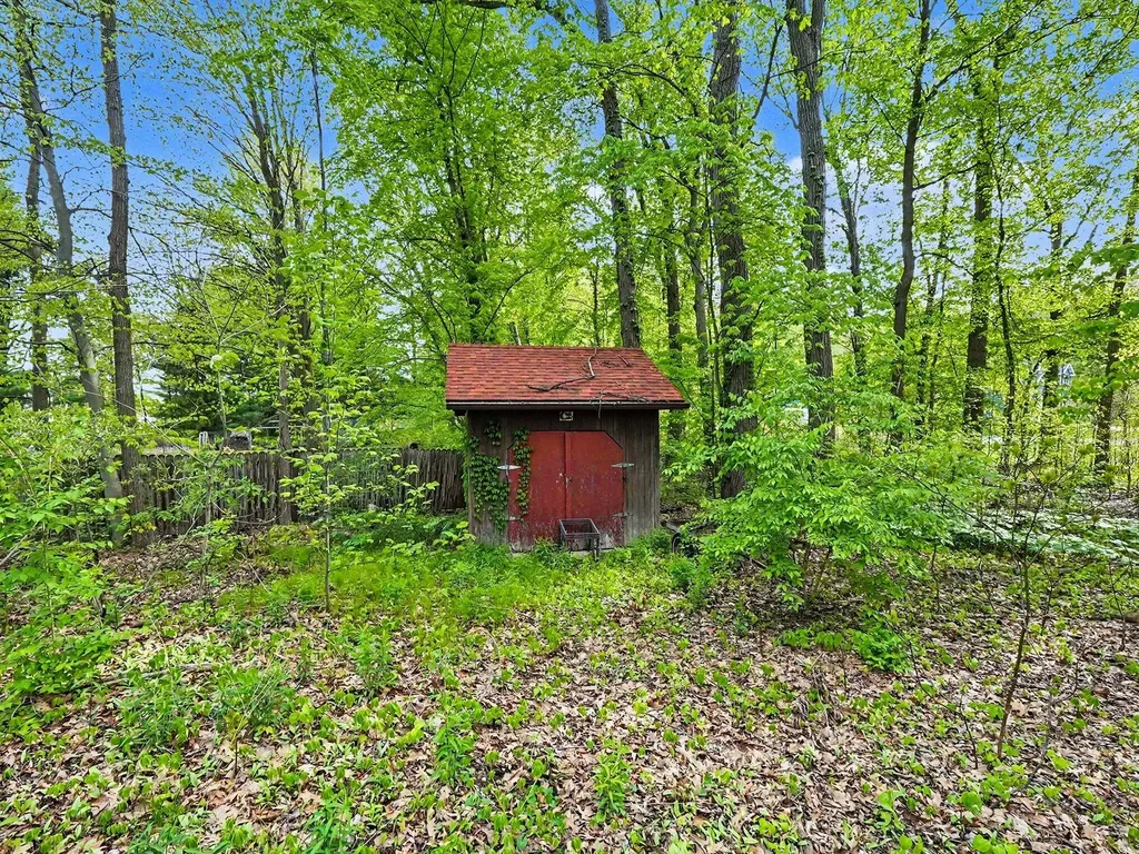 9089 Willow Augusta Charter Township MI 48191