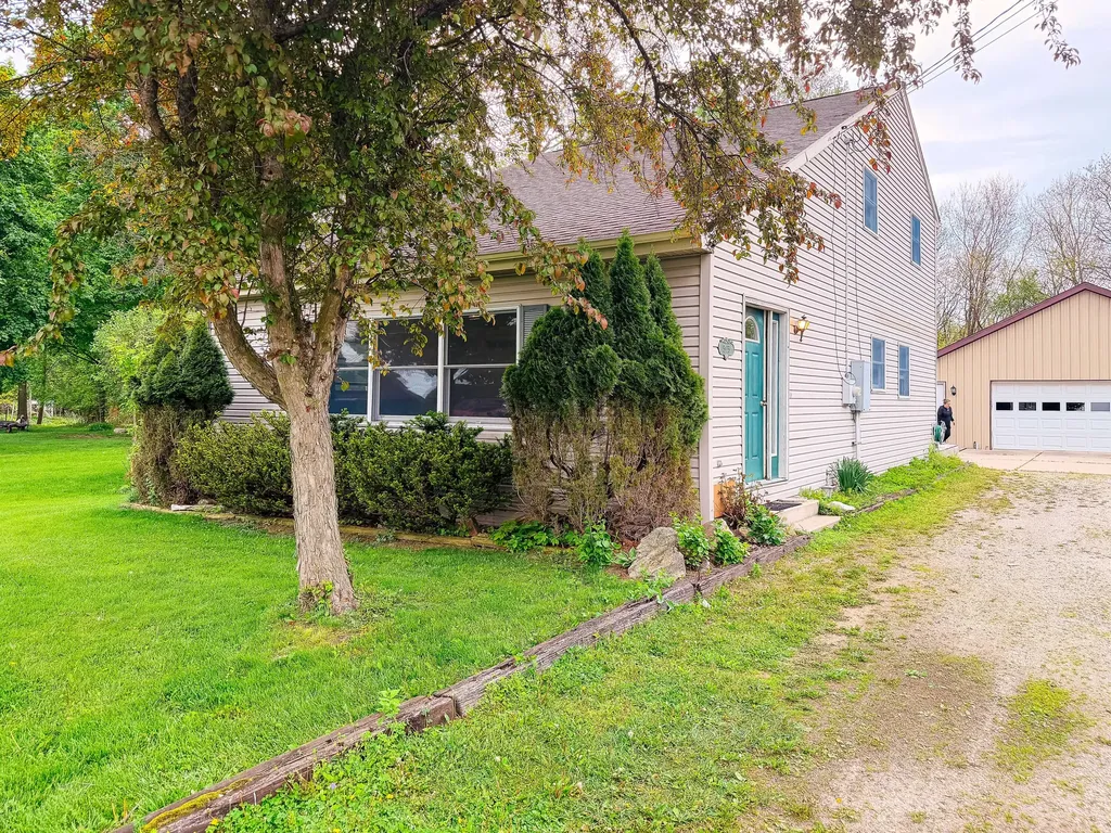 5175 Pleasant Valley Road Rollin Township MI 49253