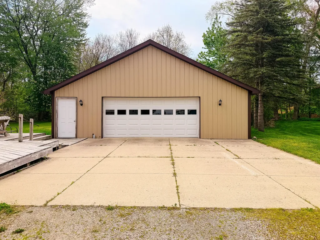 5175 Pleasant Valley Road Rollin Township MI 49253