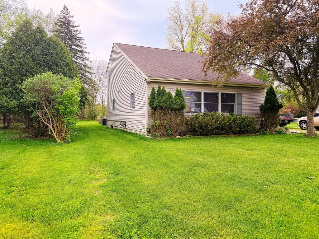 5175 Pleasant Valley Road Rollin Township MI 49253