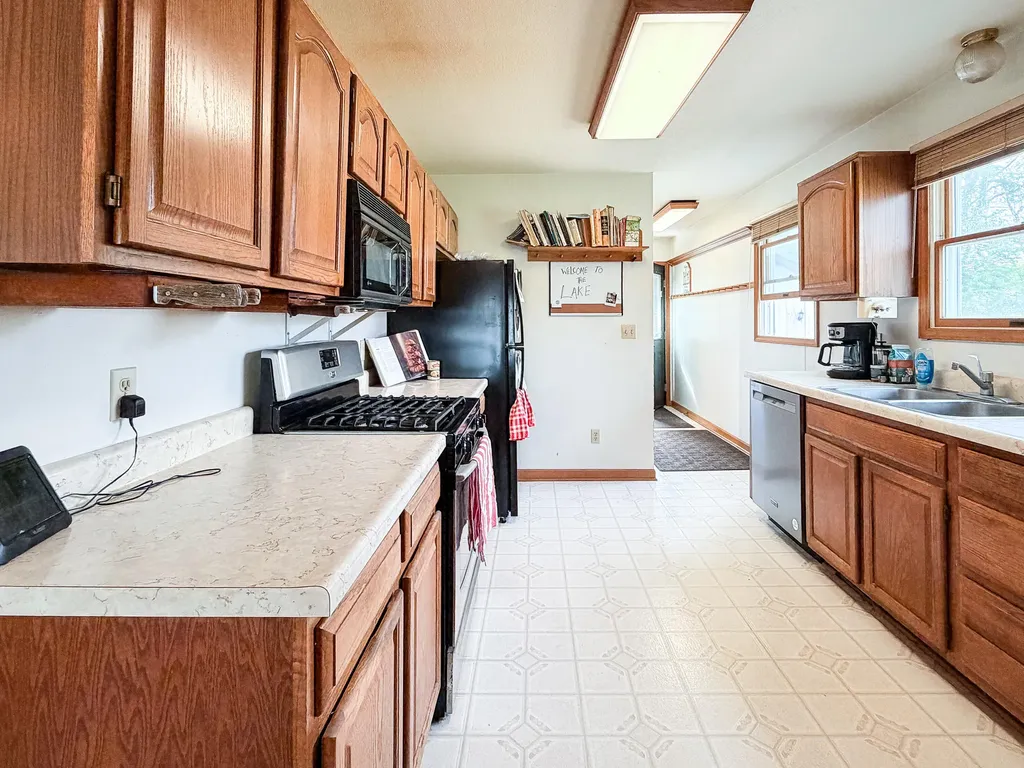 5175 Pleasant Valley Road Rollin Township MI 49253