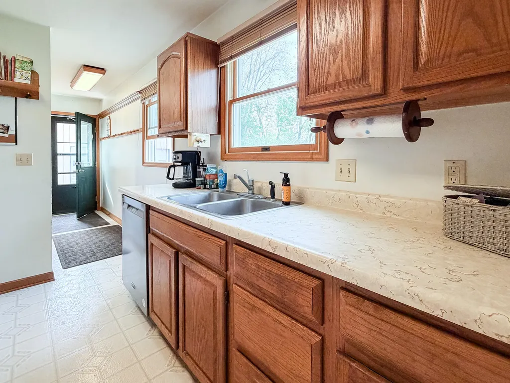 5175 Pleasant Valley Road Rollin Township MI 49253