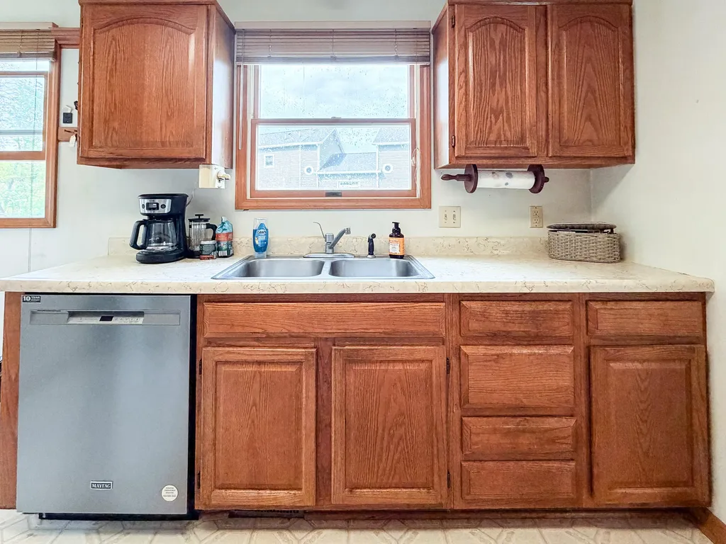 5175 Pleasant Valley Road Rollin Township MI 49253