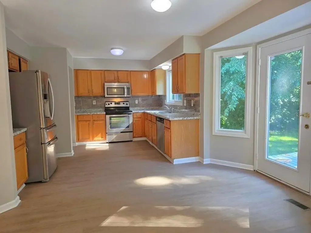 7023 Foxcreek Drive Canton Charter Township MI 48187